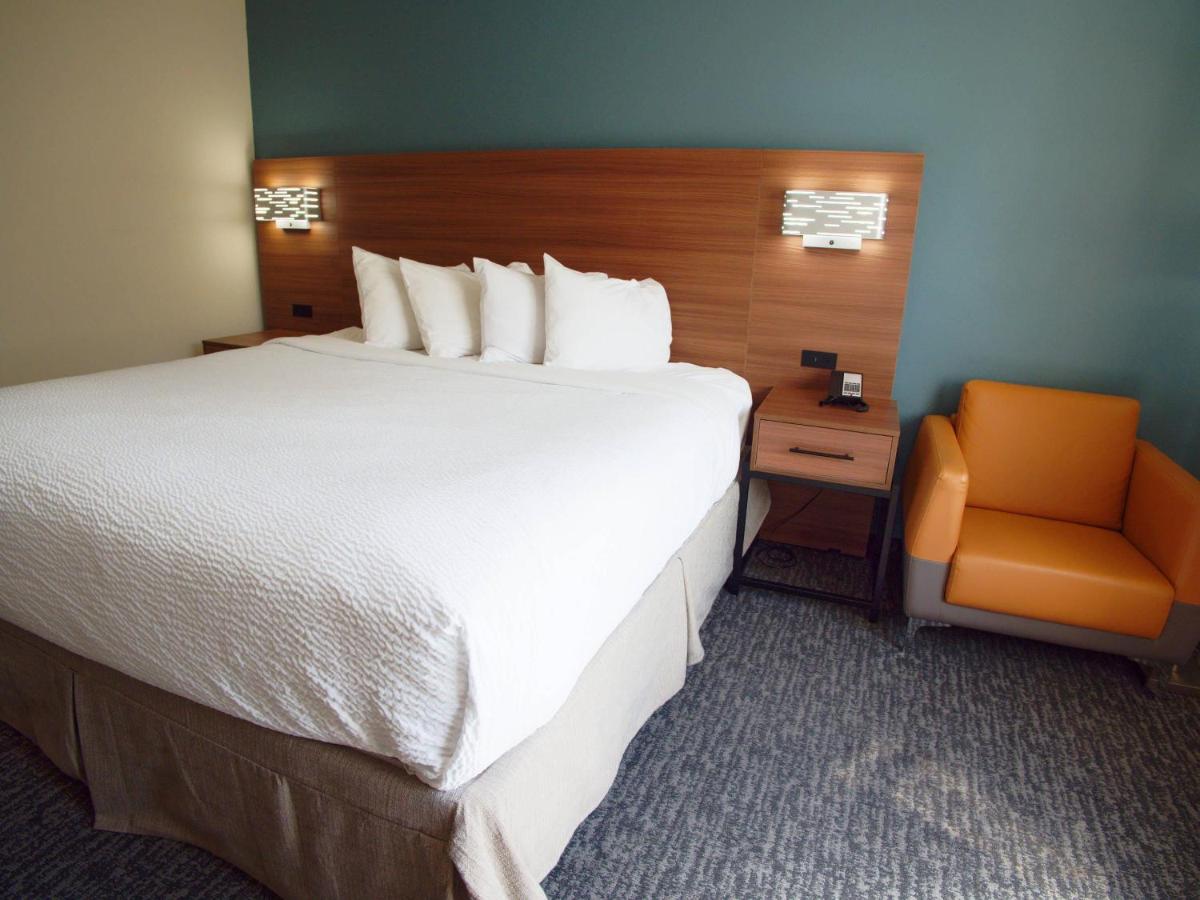 Ramada Inn by Wyndham CDA — photo 9
