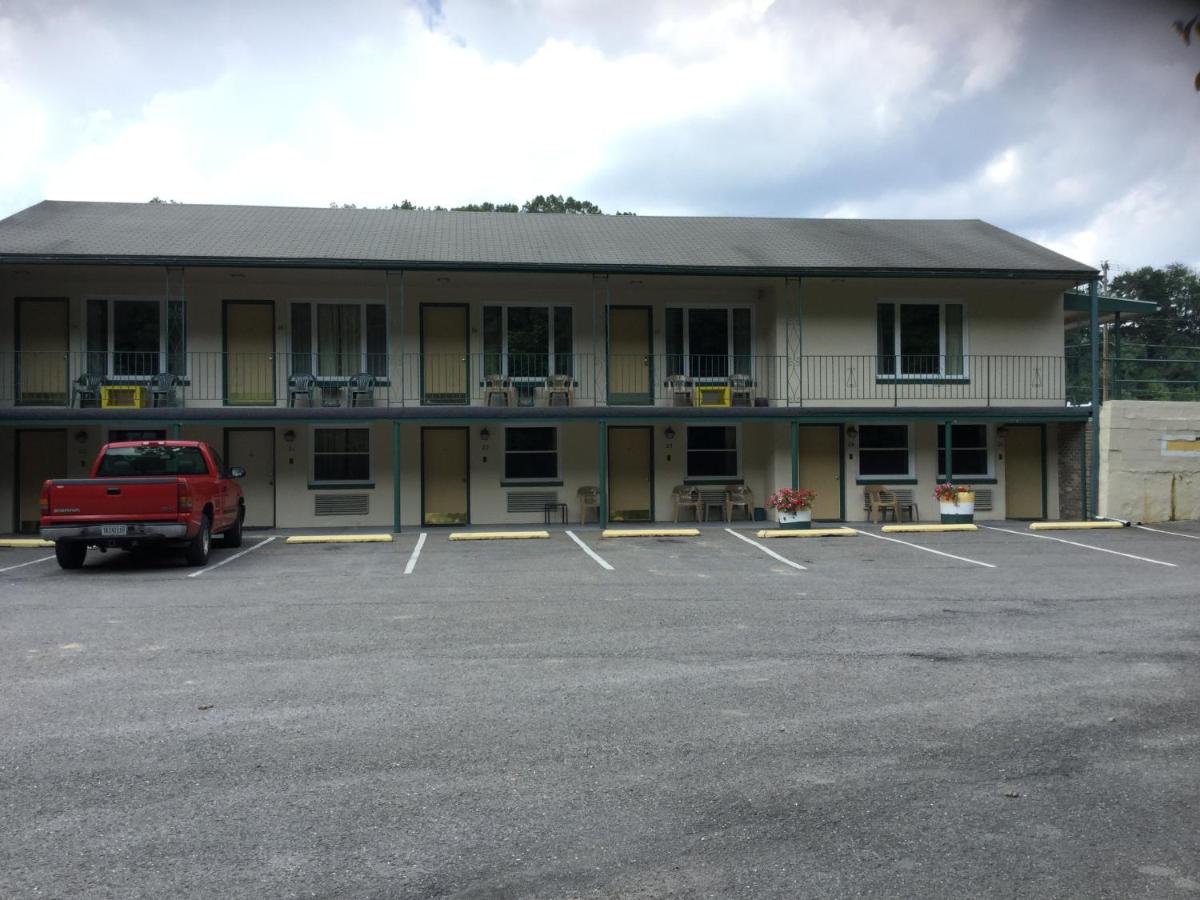 Mooney's Motel — photo 6