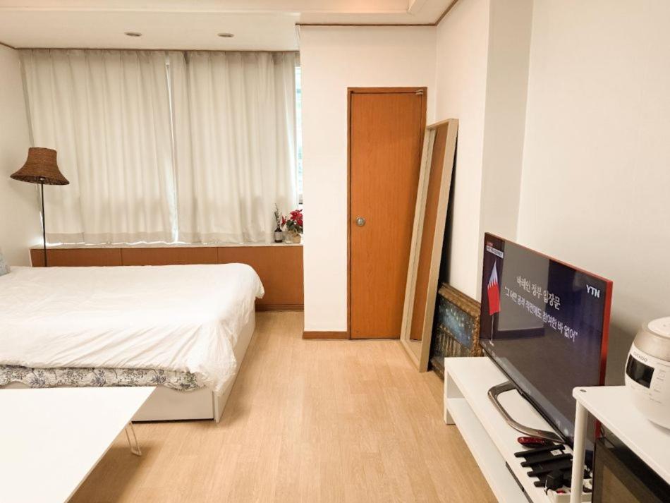 Sinsa Garosu gil Cozy house - 4