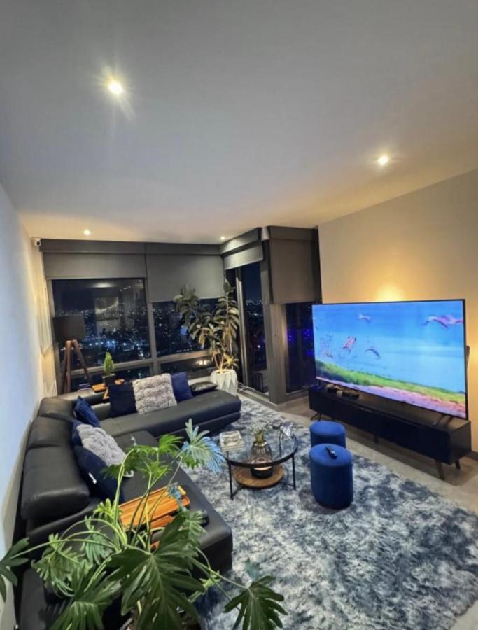 Habitación en departamento de lujo - Be Grand Reforma