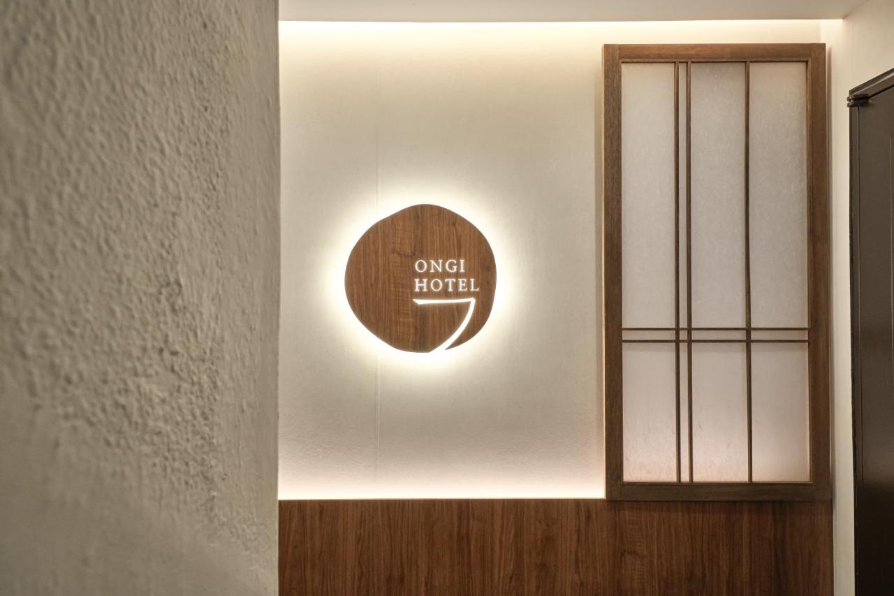 Hongdae Ongi Hotel 홍대 온기 호텔