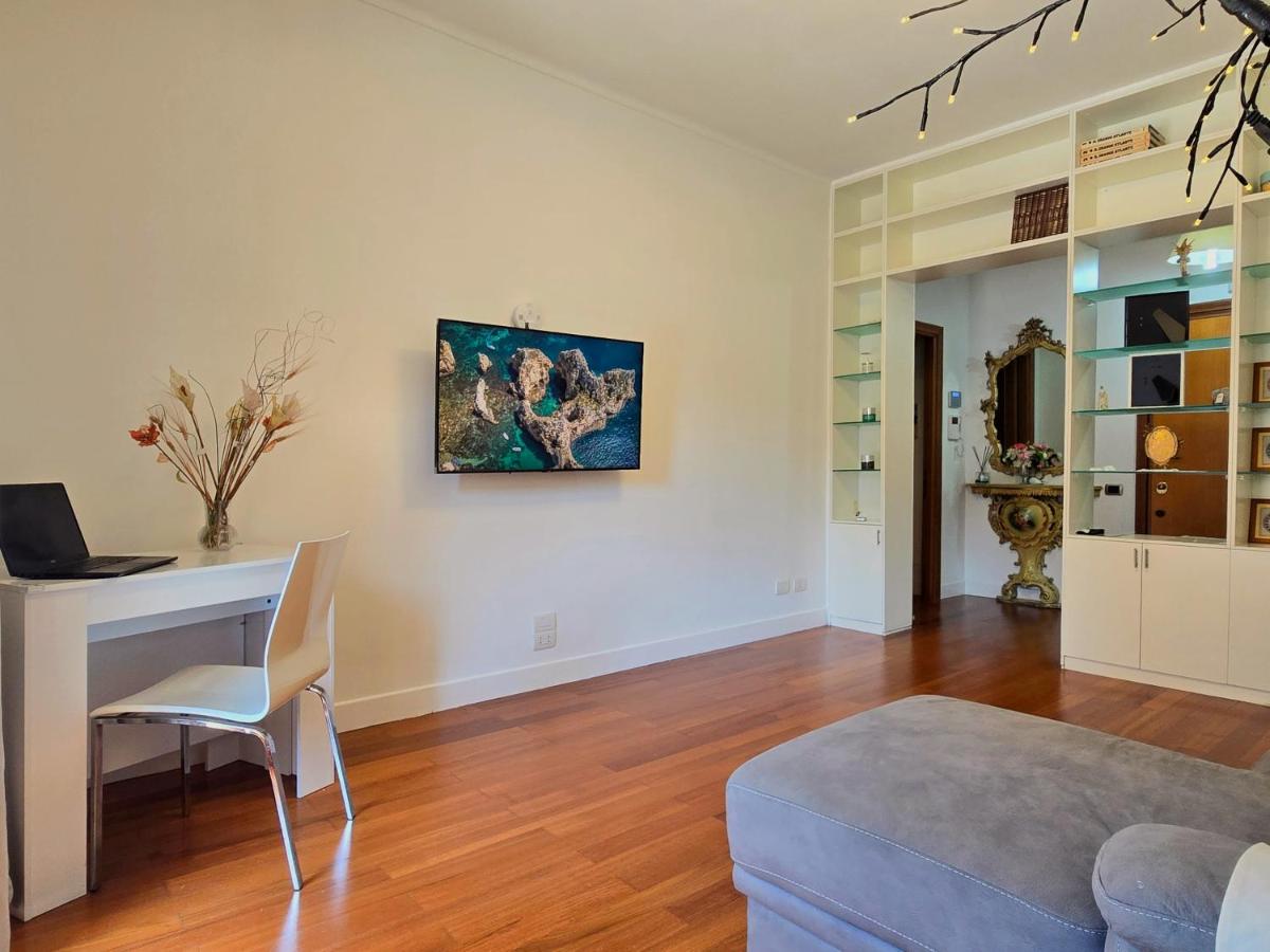 Appartamento Luminoso Roma EUR WiFi Veloce Metro Vicina - 5