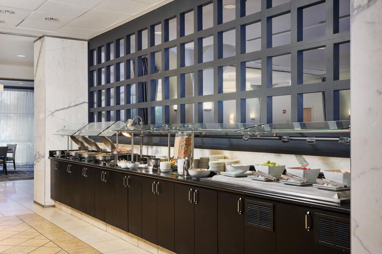 Renaissance Chicago O'Hare Suites Hotel — photo 10