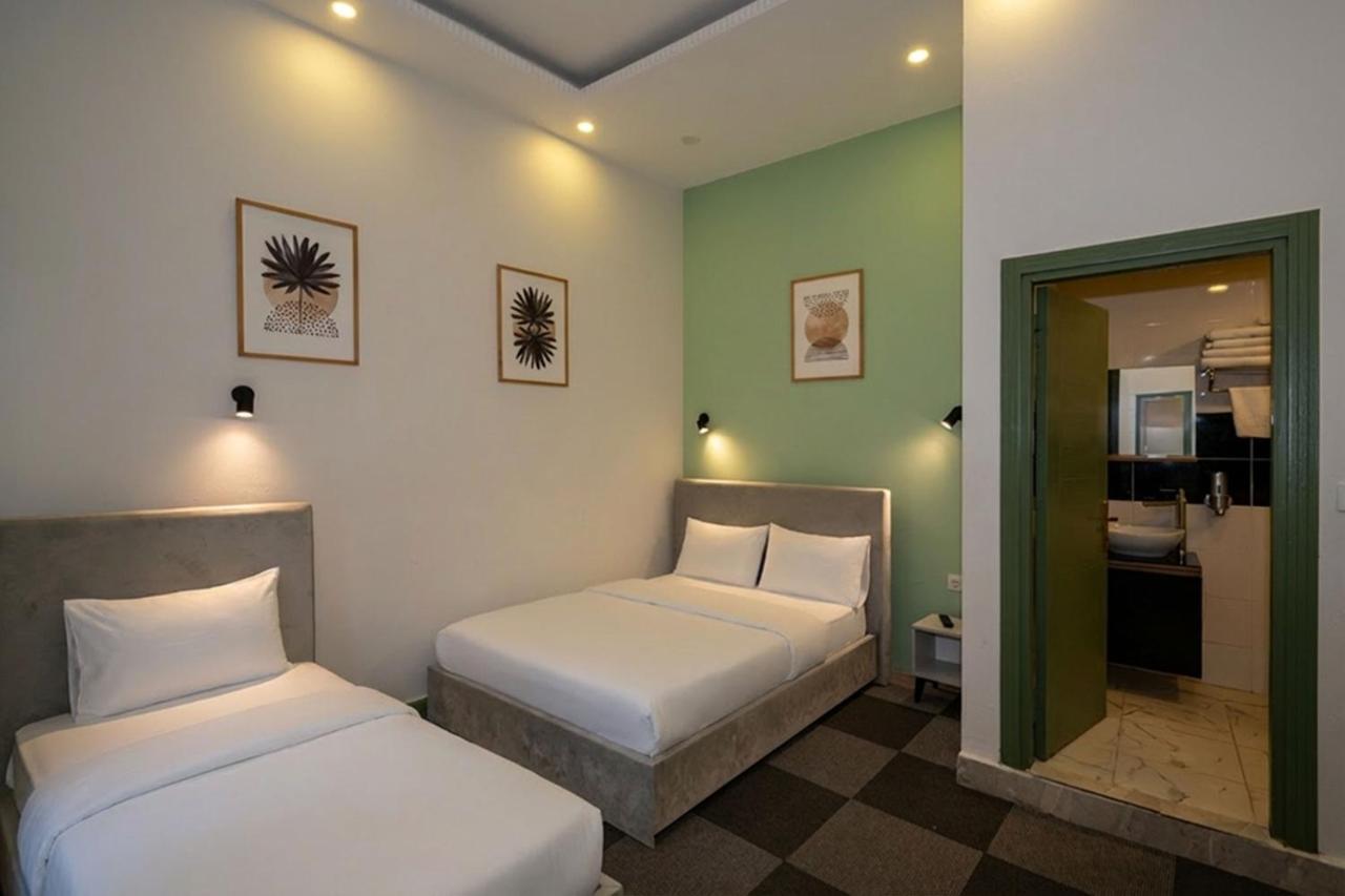 Grand Rafinn Boutique Hotel