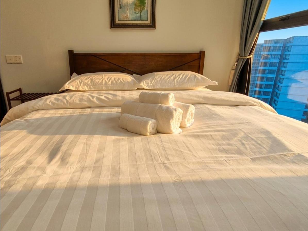 Deluxe 3 Bedroom Garden View - 5