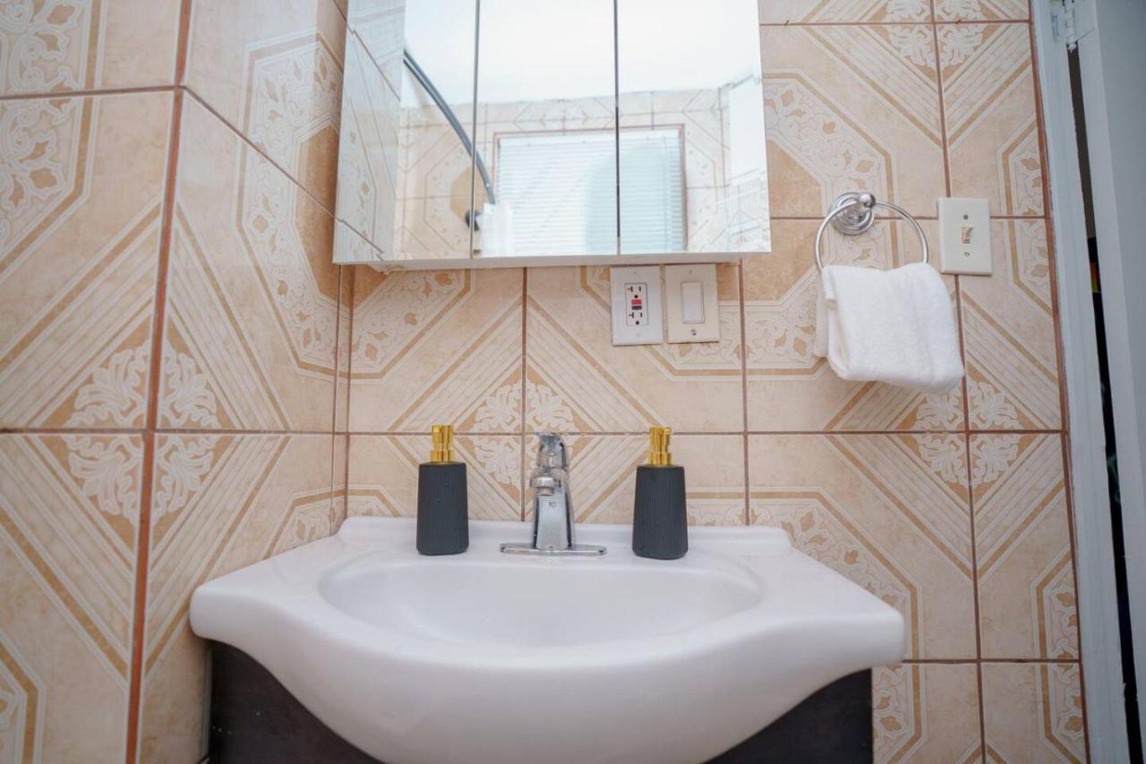 Ny Gateway Arcade Table Tennis 15m to NYC - 3