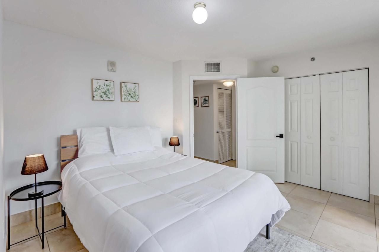 Brickell City Centre Condo with Pool & Parking - 2