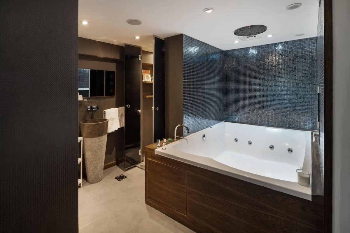 Luxury Loft with Palm Seaview 2 Bed High Floor - 5