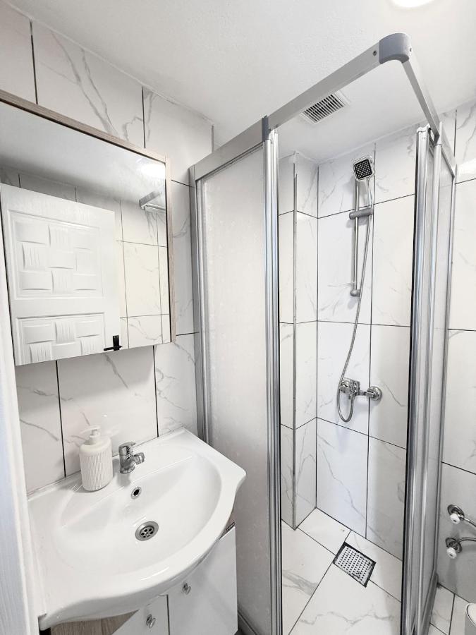 All private Studio in the heart of Taksim - 5