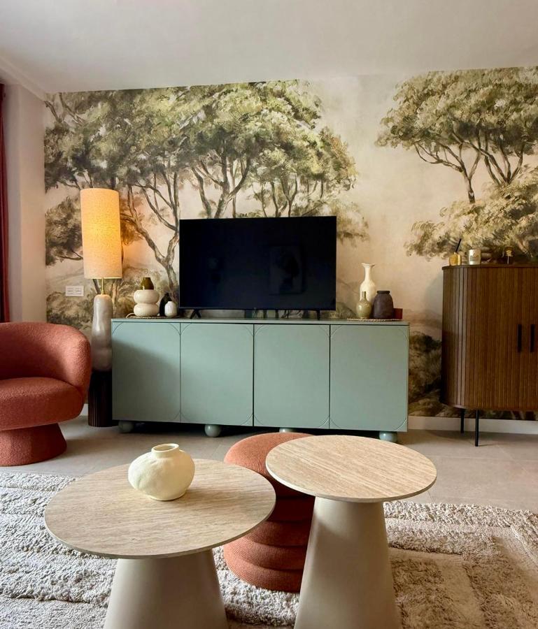 Palm Forest Oasis - 3