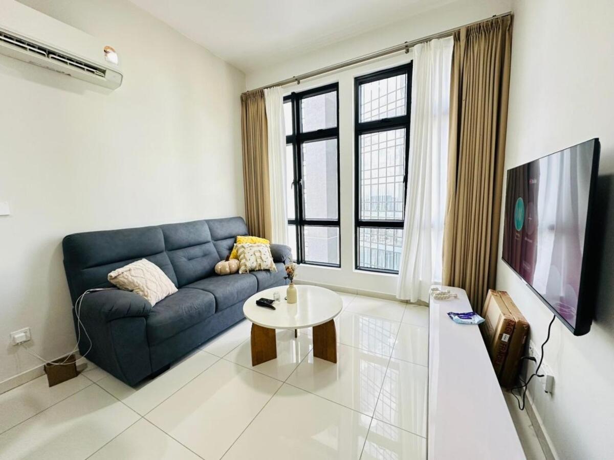 Space Residency 2 Bed 2 Bath by Kinetic Retreats - 3
