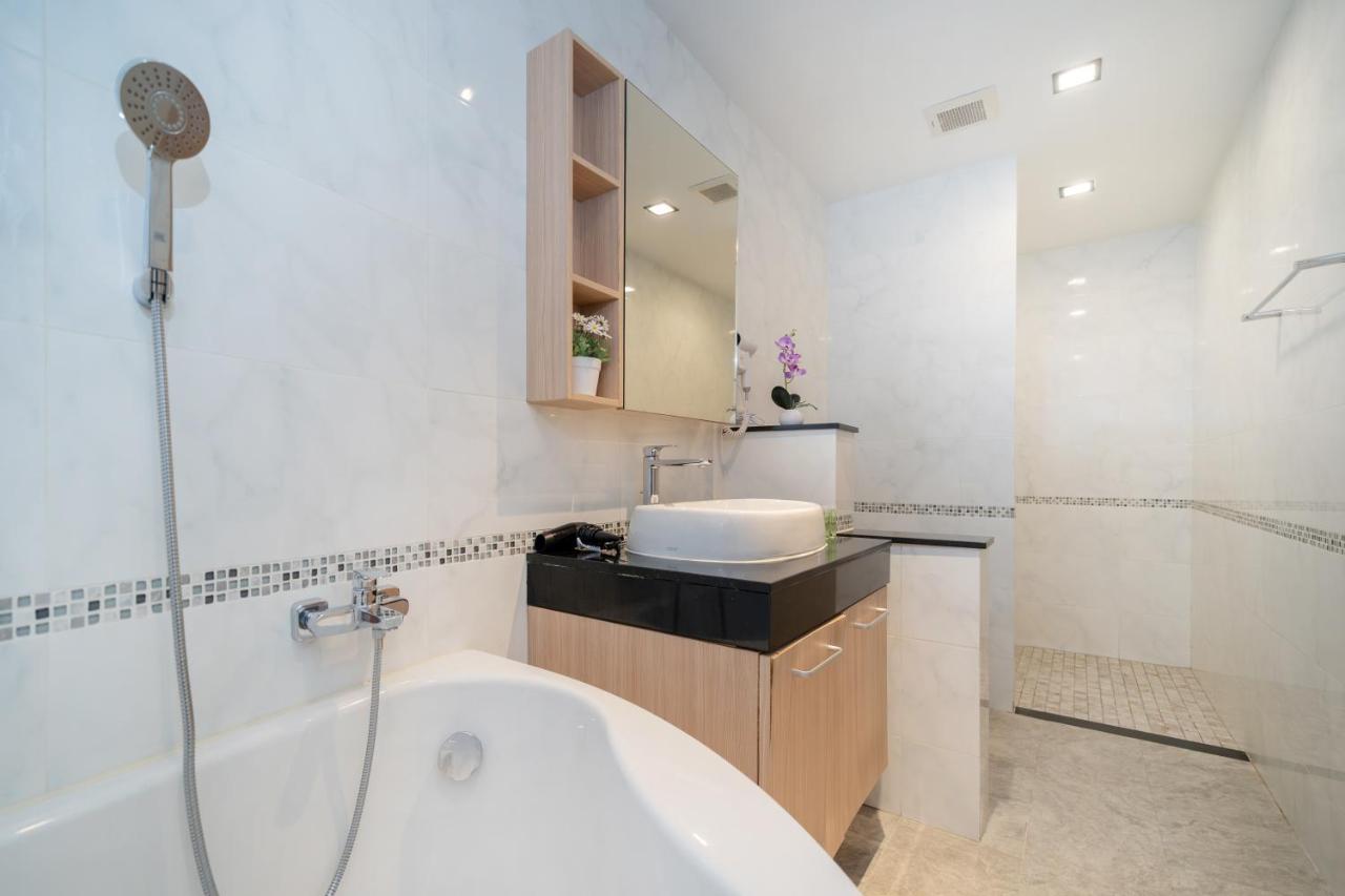 GKV 2 BR Apt Pool and Gym access in Kata - 3