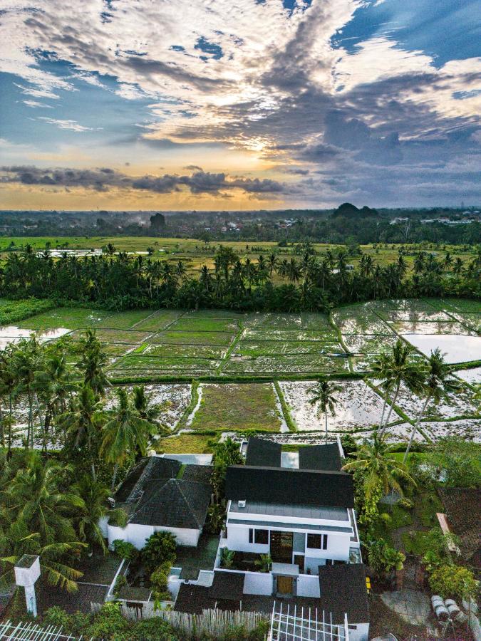Villa Balinese Elite Sanctuary by Dhananjaya Hospitality