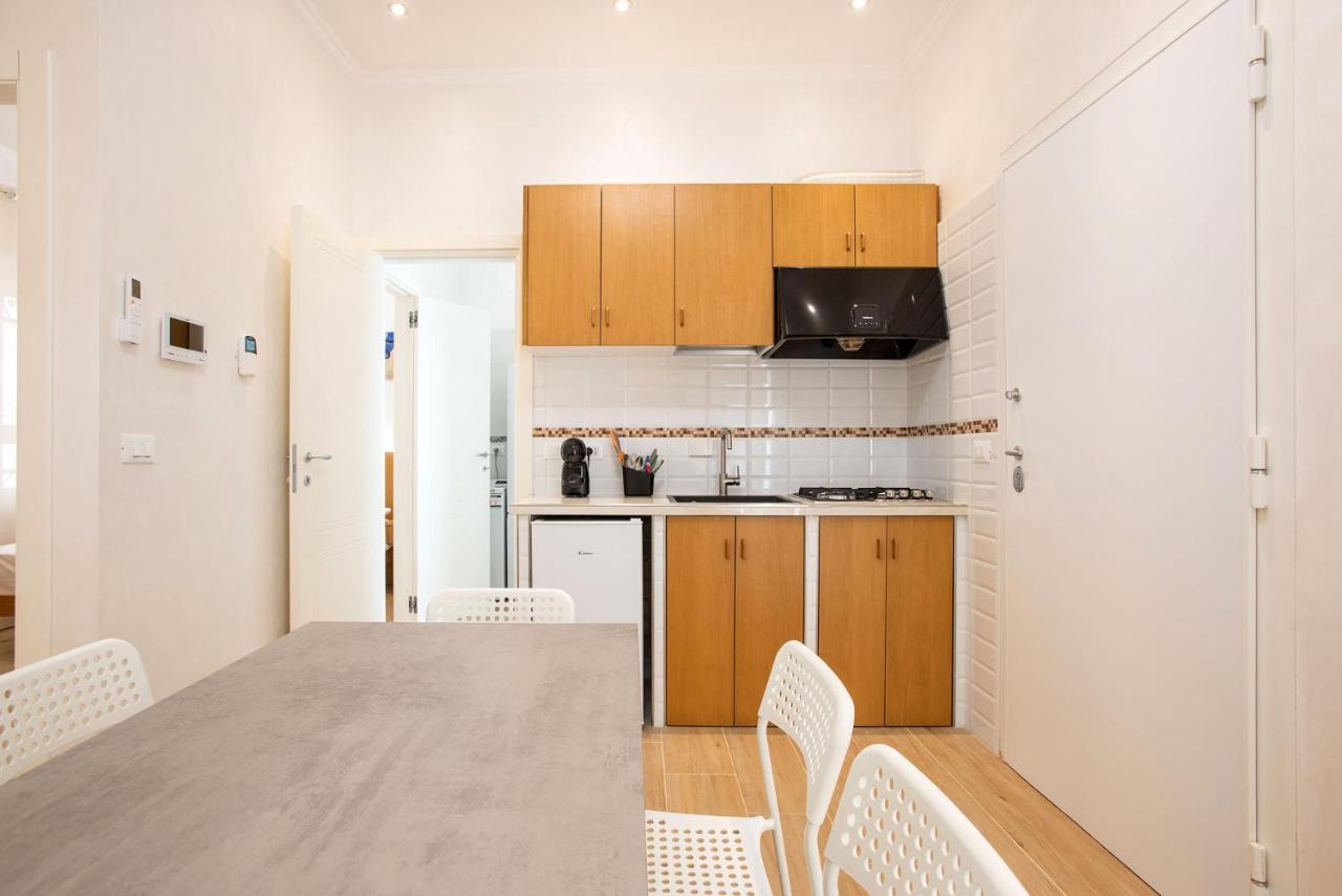 Marconi Design - 4 fermate dal Colosseo - 5