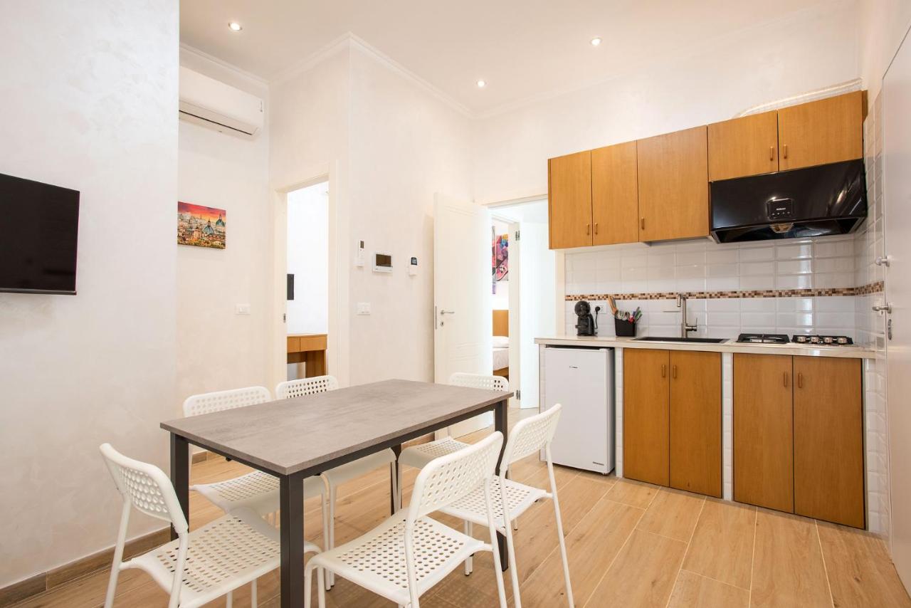 Marconi Design - 4 fermate dal Colosseo - 4