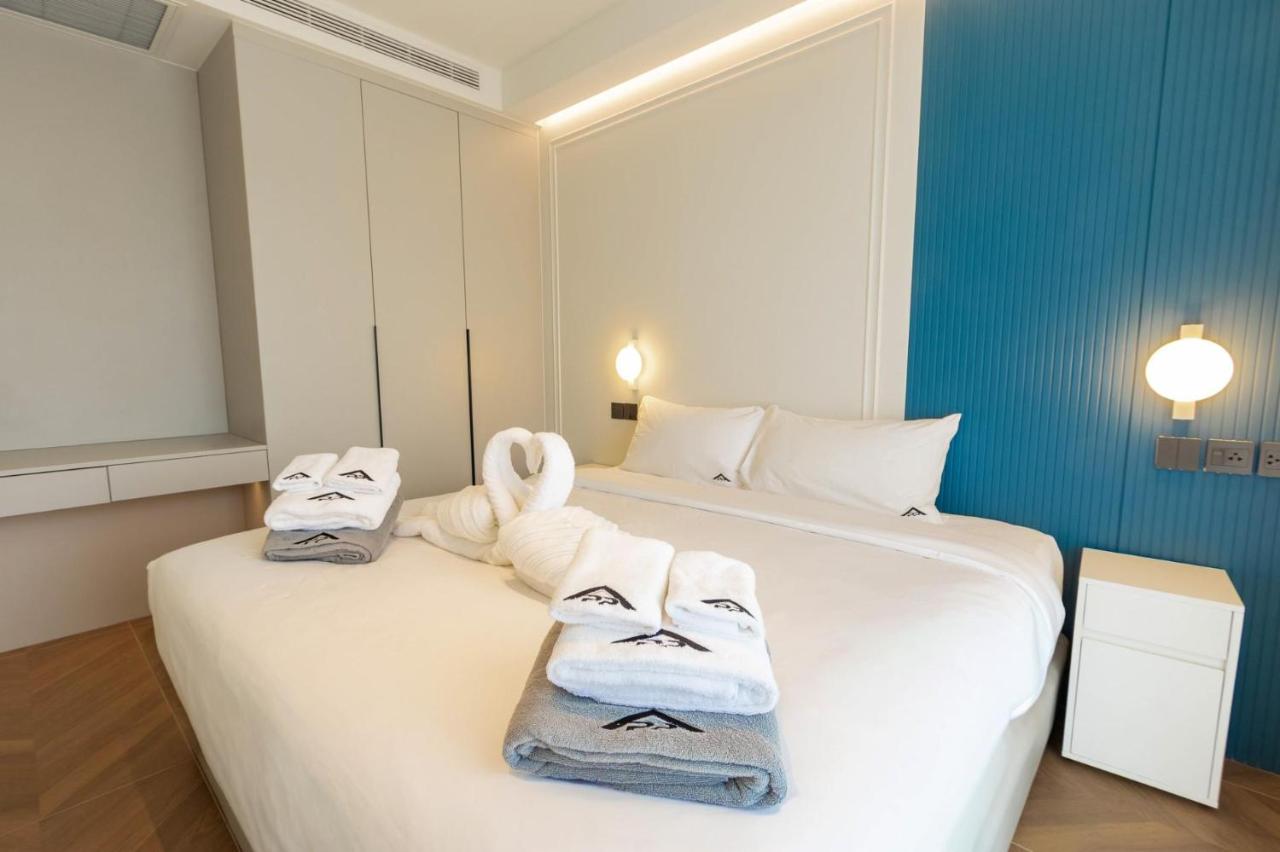 Beachfront Paradise 99 Two Bed Room A5 - 3