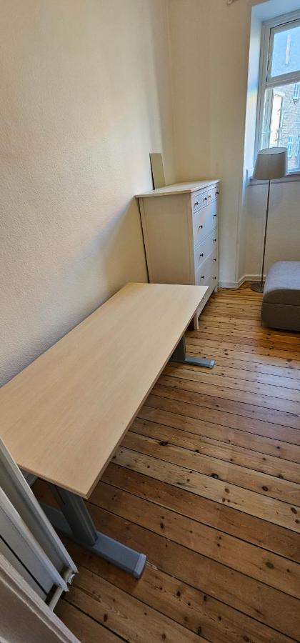 Nice quiet room in posh area central capitol - 5