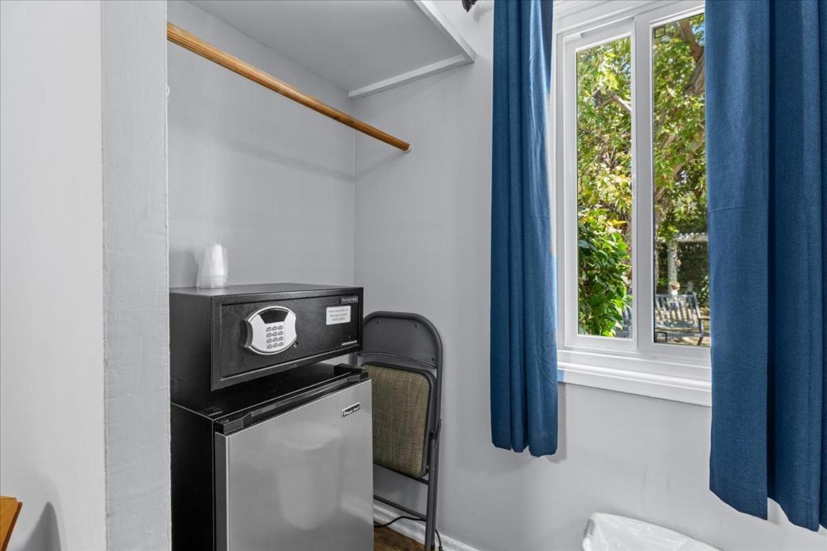 Rest Haven Motel — photo 14