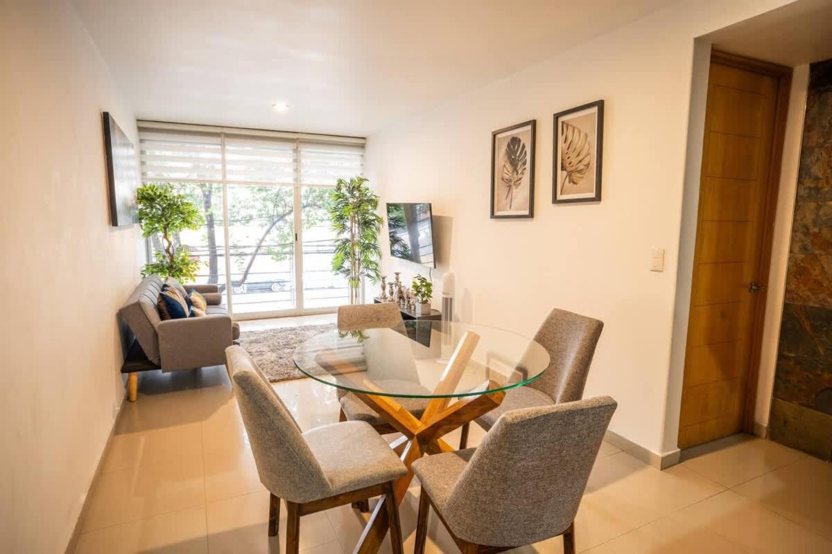 Modern 2 Bedroom Cozy Stay - 2