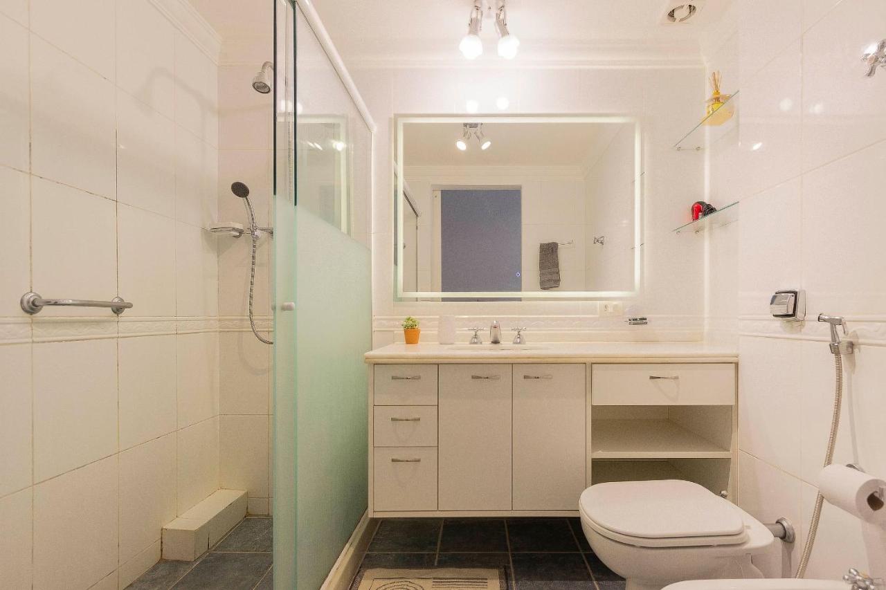 Sea View Comfort and Great Location - 3