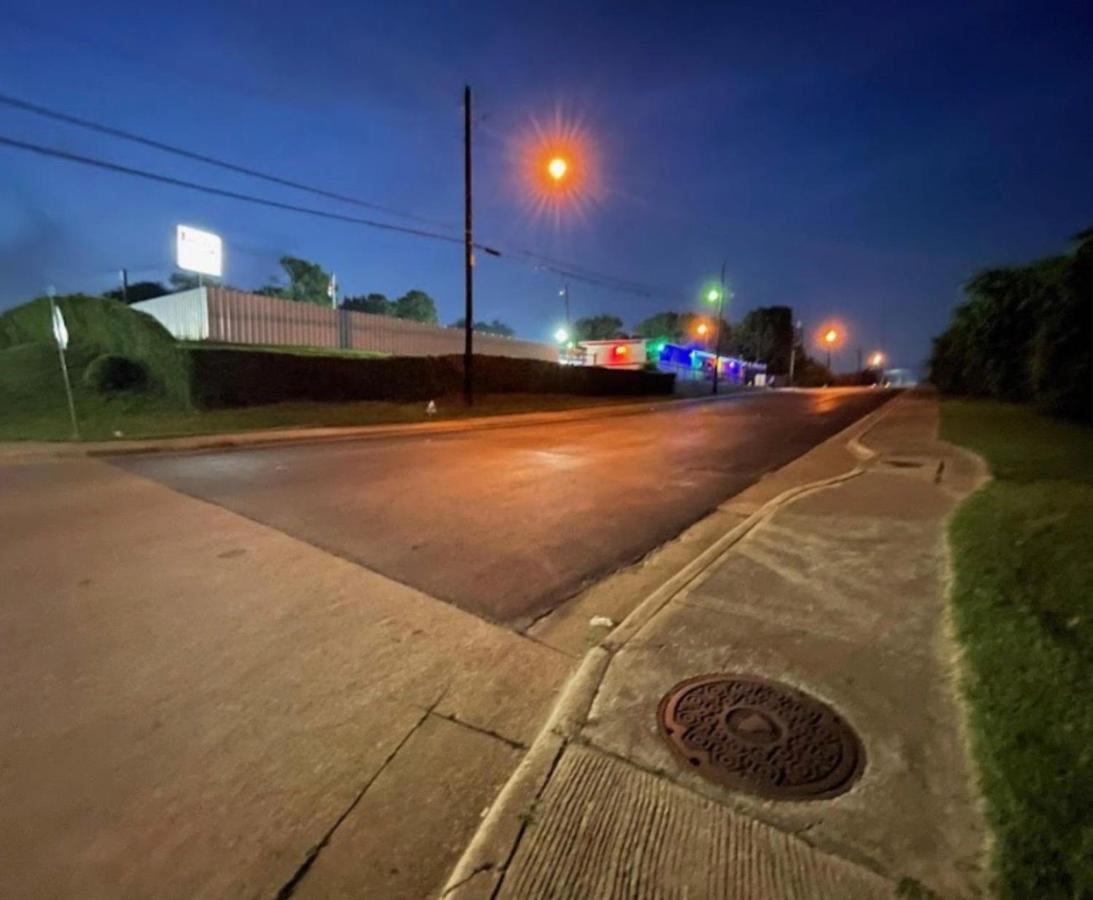 Red Door Motel — photo 18