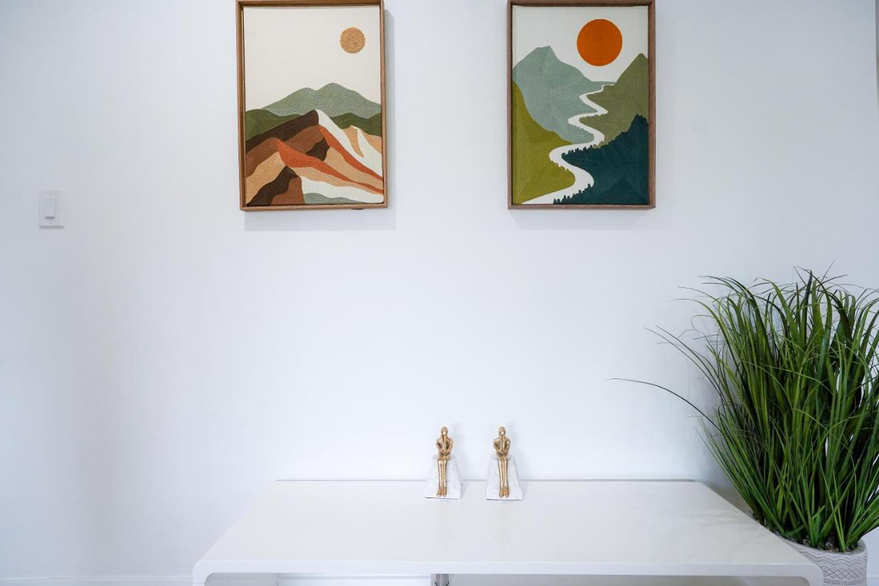 Amazing Apartment with Hollywood Hills view - 3