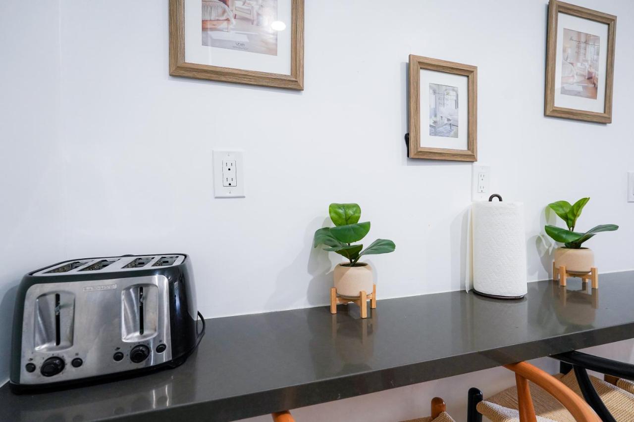 Amazing Apartment with Hollywood Hills view - 4