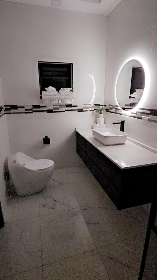 Villa Elegance-3 min Walk to the Beach-20 mins to Ochi Rios - 5