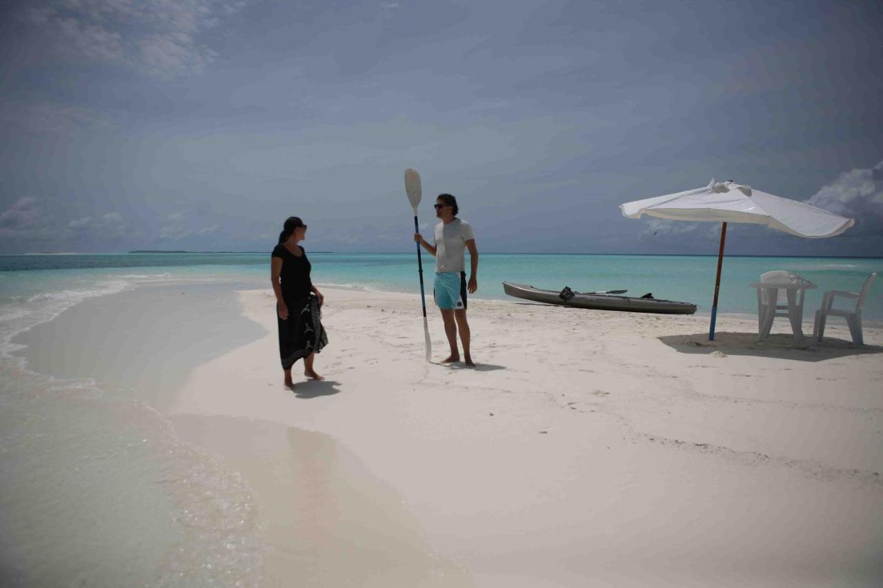 Beach: Azoush Tourist Guesthouse