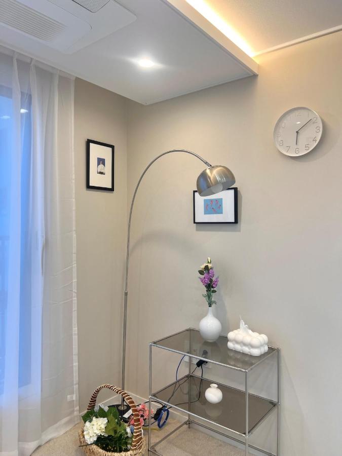 201 Newly Opened Yeonnam Hongdae 5 minutes airport bus Yeonhui 4person studio sunny and quiet stay - 3