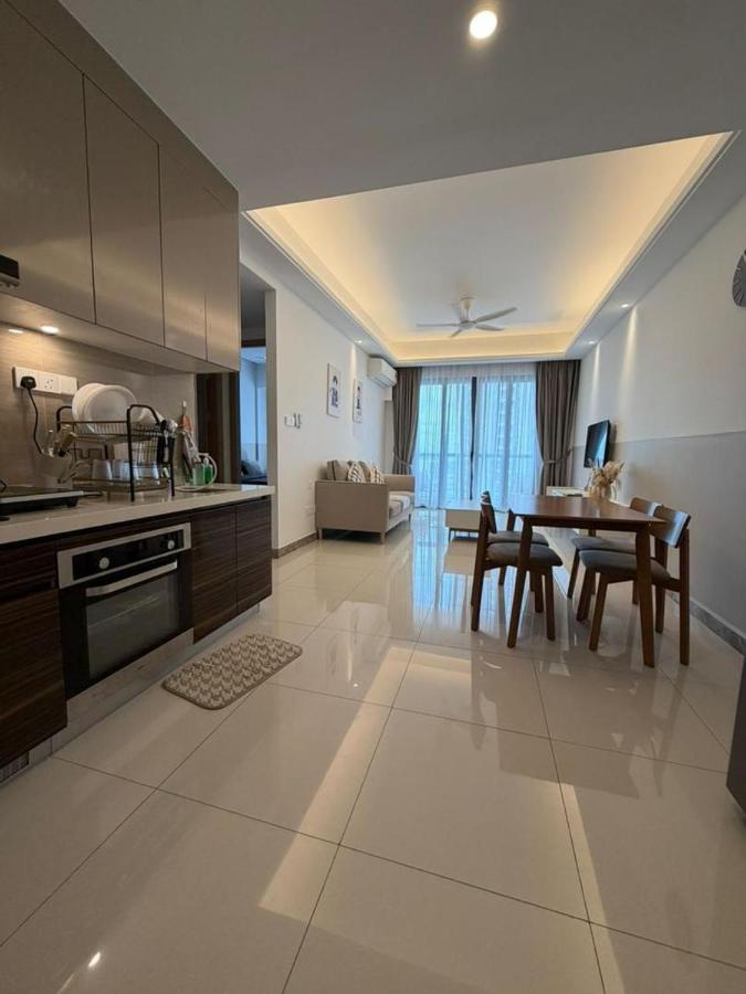 R&F Phase 2 3Bed 1Bath by Kinetic Retreats - 5