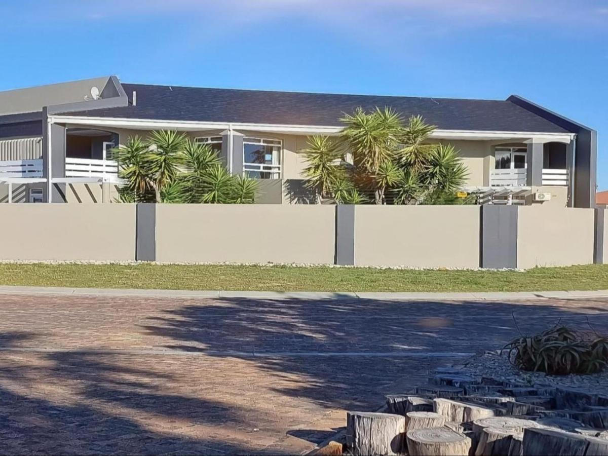 Beachwood Inn Melkbosstrand