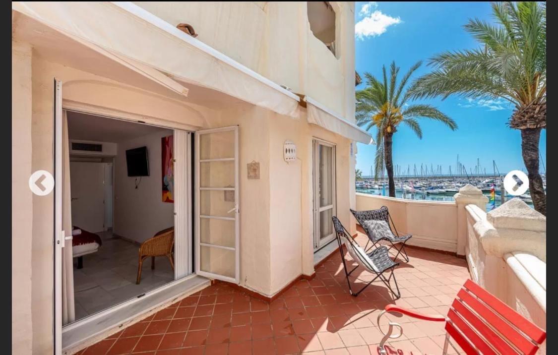 Luxury seafront flat in Puerto Marina - 3