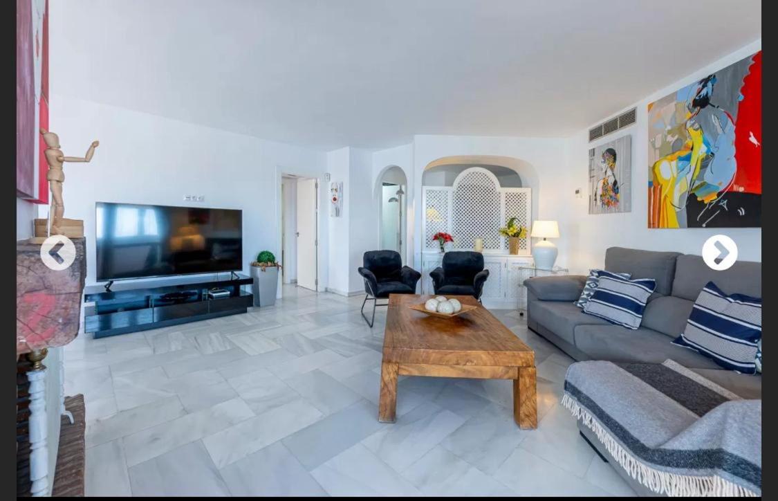 Luxury seafront flat in Puerto Marina - 5