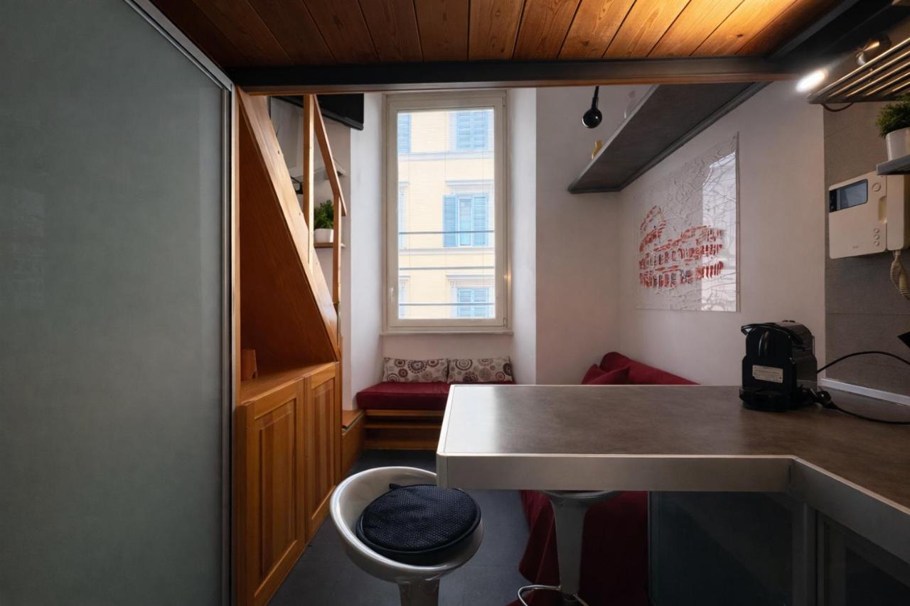 Esedra Loft, Like on a Boat Drifting Through Rome - 5