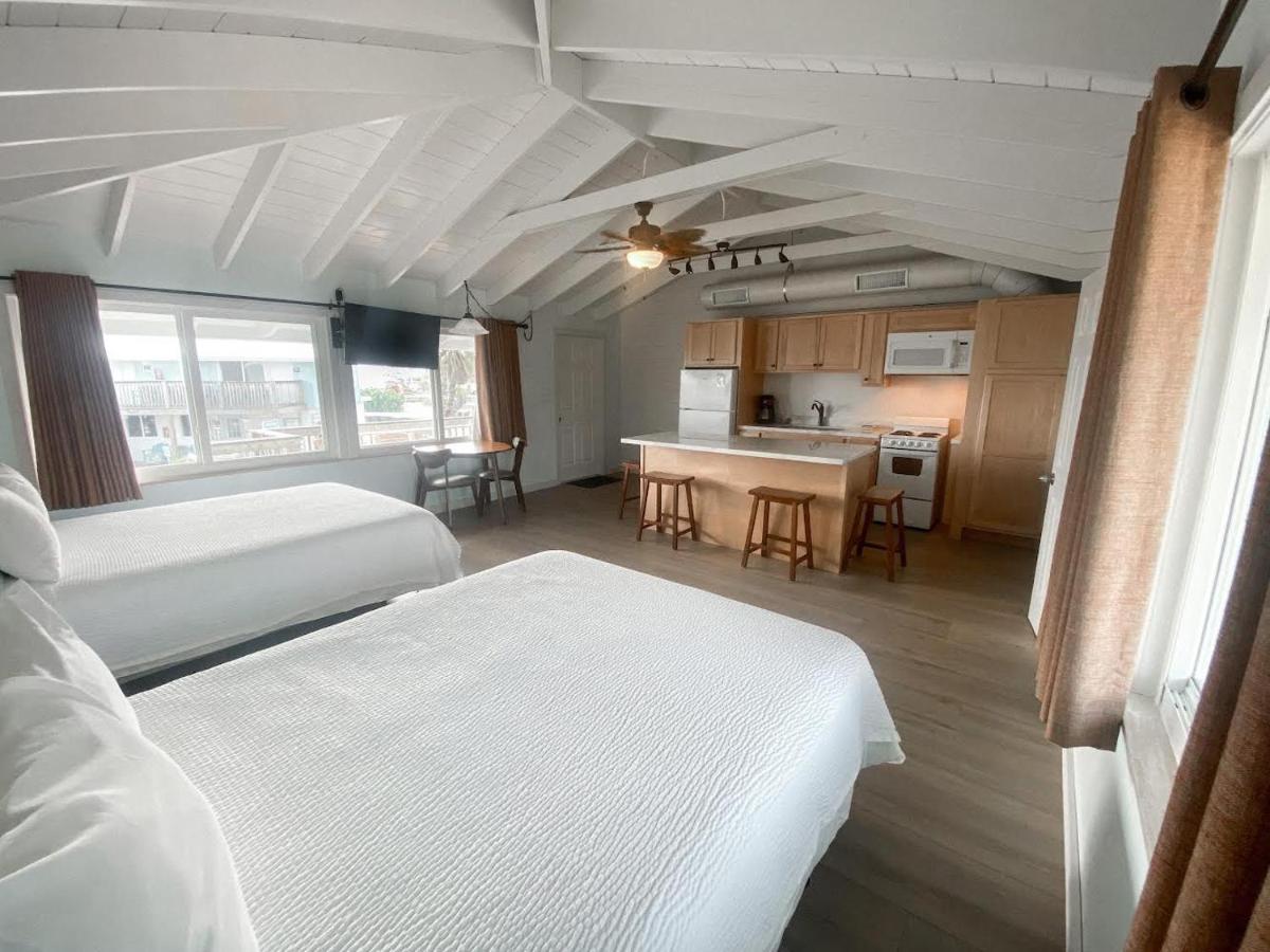 Ragged Edge Resort & Marina — photo 7