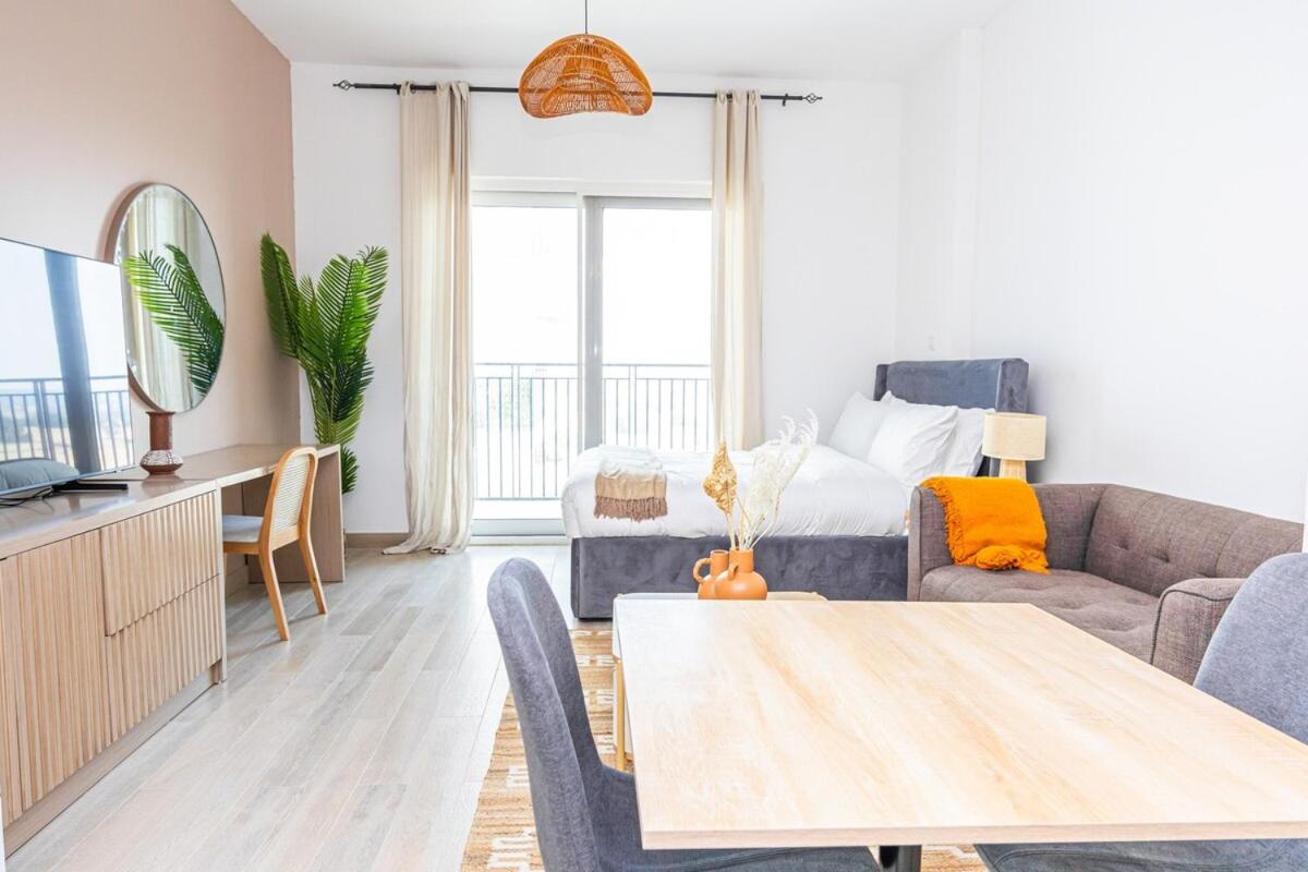 Bloomfields Stu Waterfront Studio Yas - 5