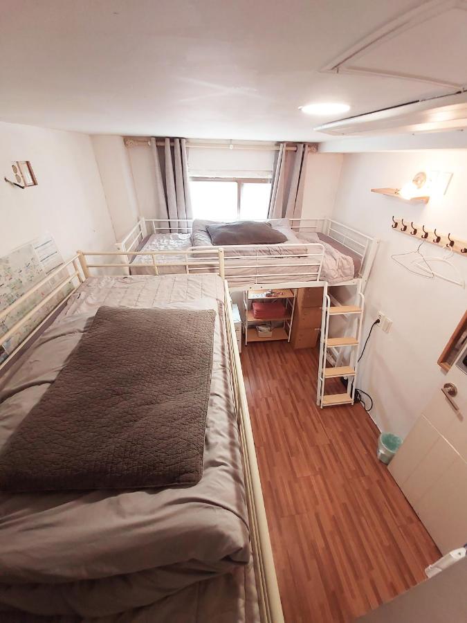 Blue Boat Hostel Myeongdong - 2