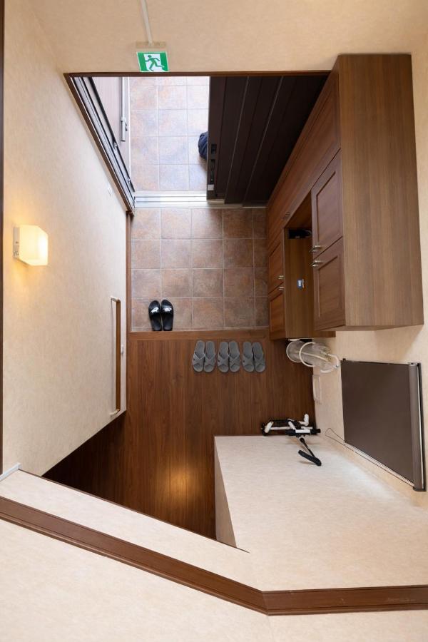 Easy to access Namba Dotonbori Nihonbashi airport - 3