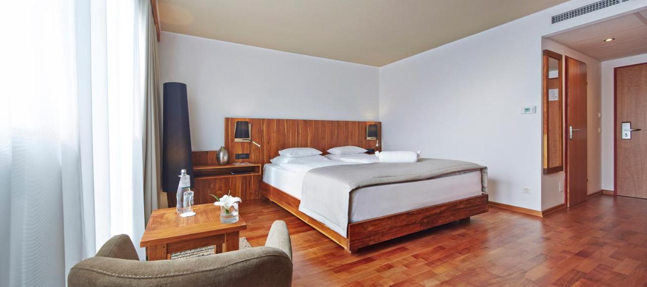 Rogner Hotel Tirana photo