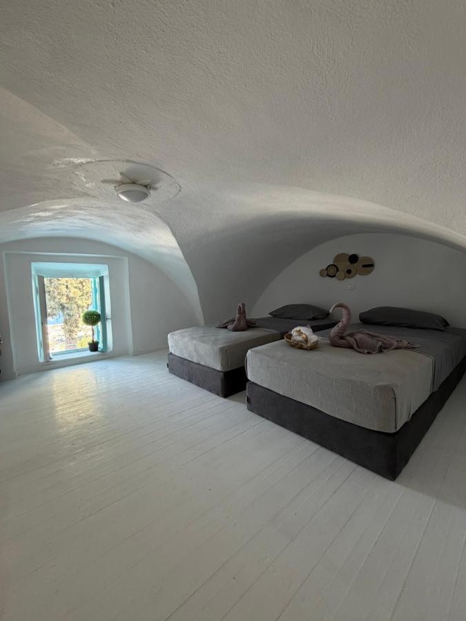 Loft Kaves Pool & Bar Suites - 3