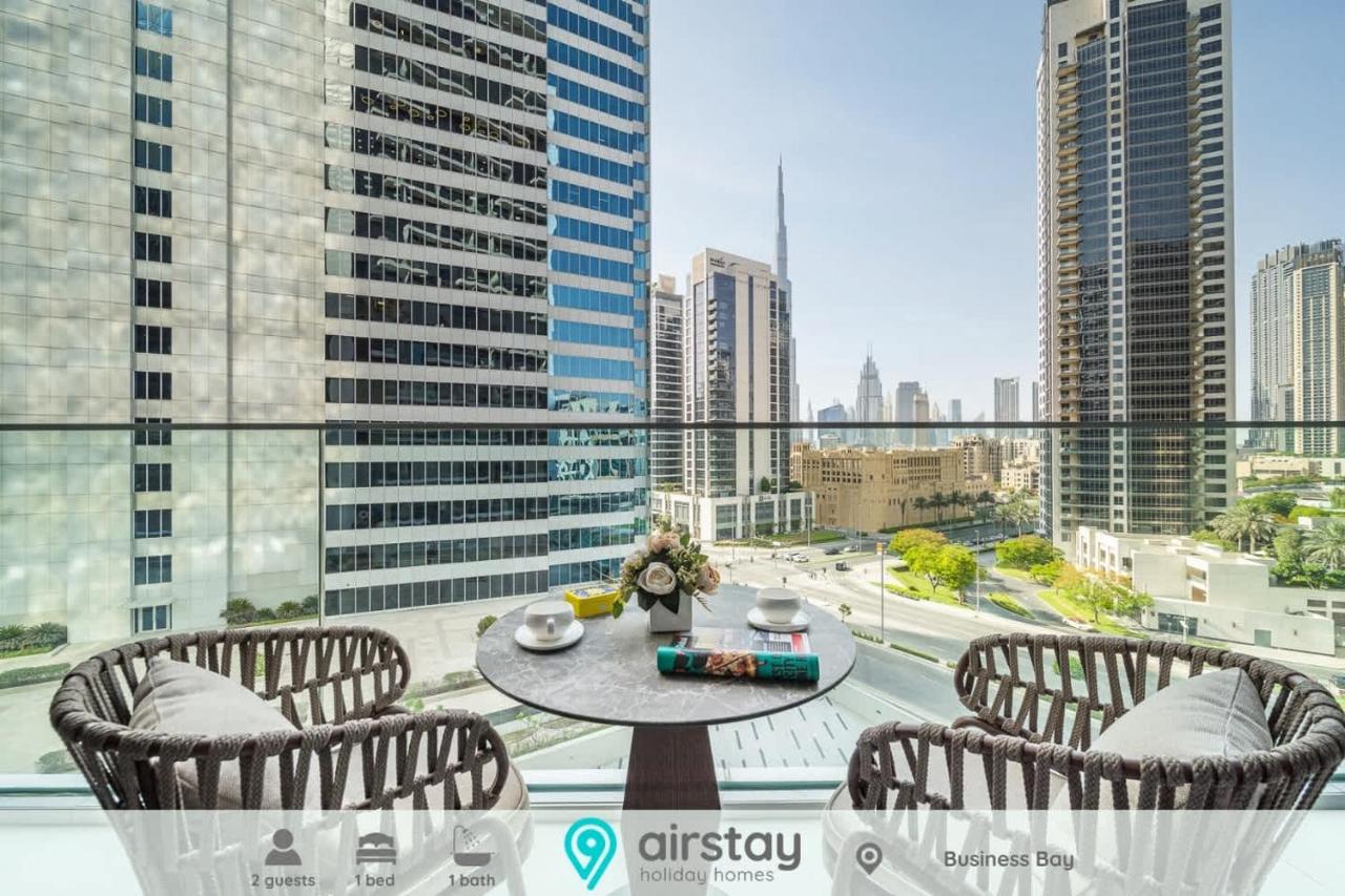 Airstay - Sleek Studio - Burj Khalifa & Pool Views - Monthly Offer Available
