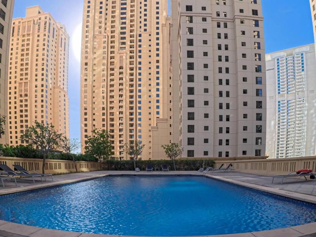 Sea View | JBR Beach 5 Min Walk | King 1 Bedroom - 4