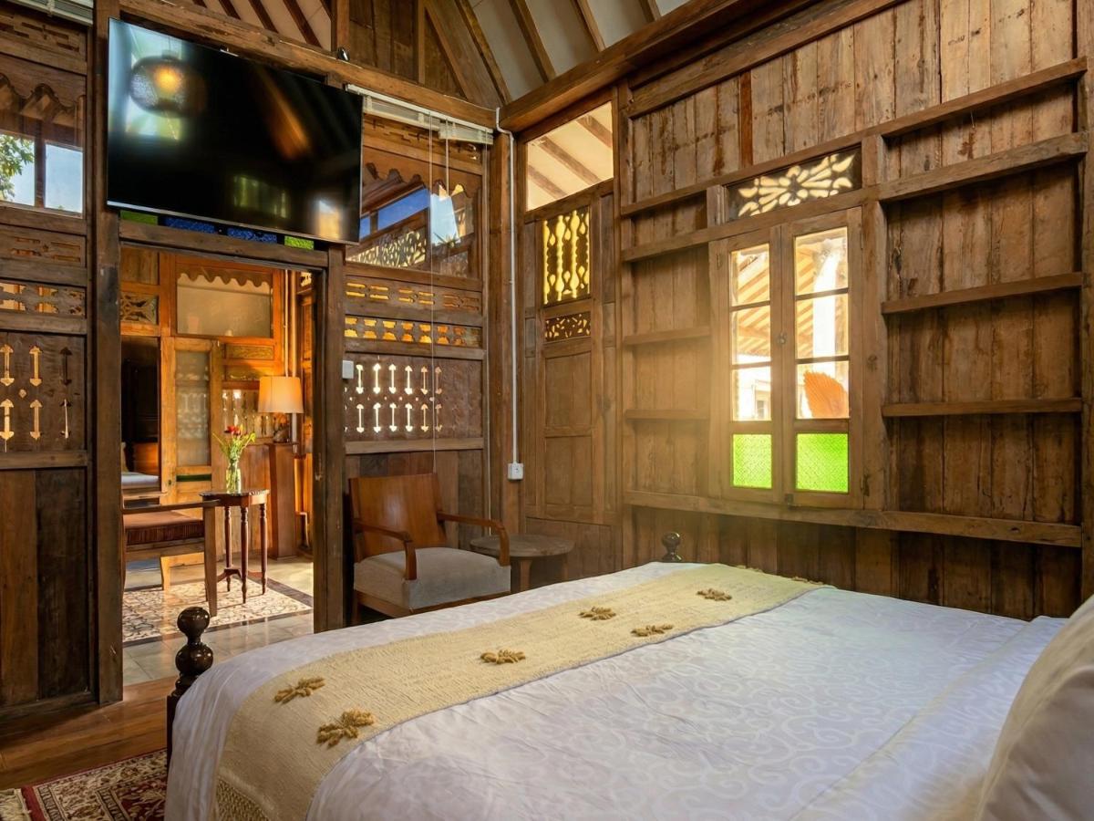 Villa Galuh Sanur - 2