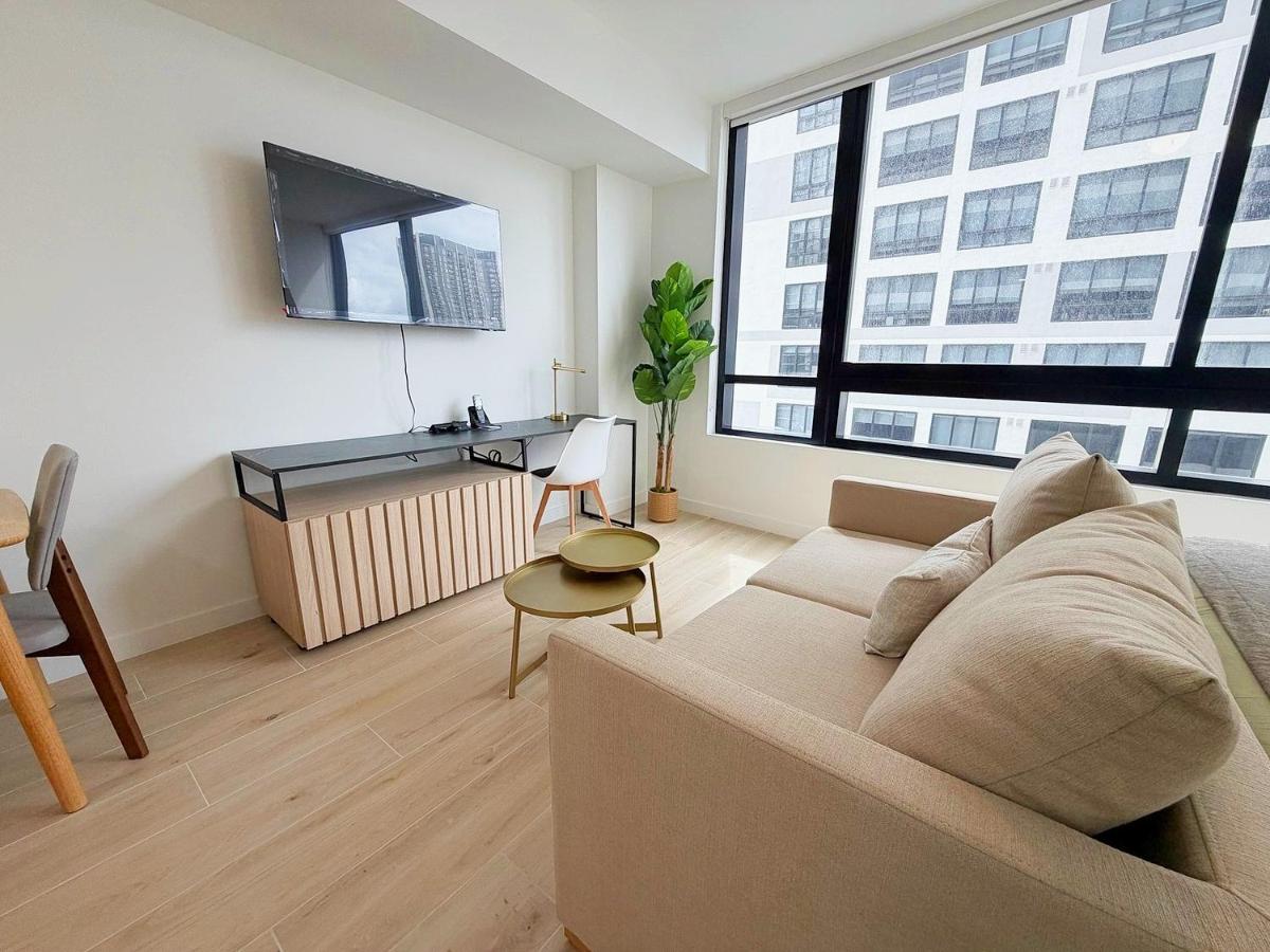 Modern Studio in Prime Area & Free Parking - 3