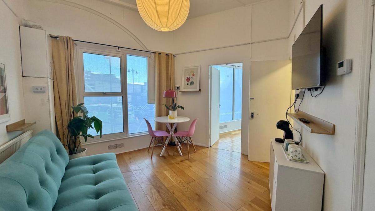 Lovely entire apartment in Shoreditch