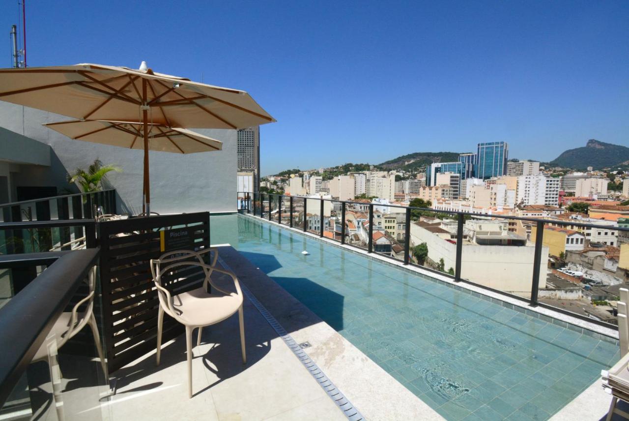 Lobie Bueno Studios Lifestyle - 3