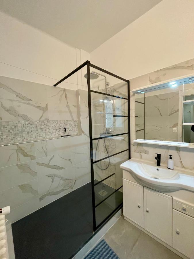 Tour Eiffel Abbé Groult 3