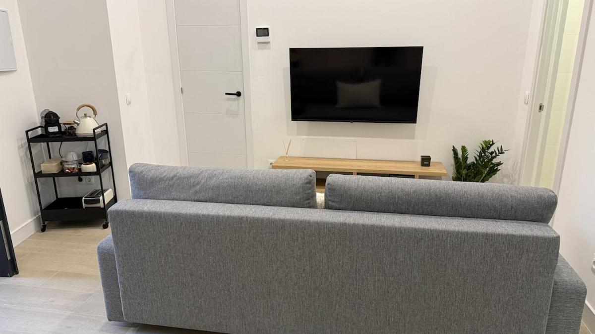 Modern Loft, 10 min Walk to Malaga Old Town - 5