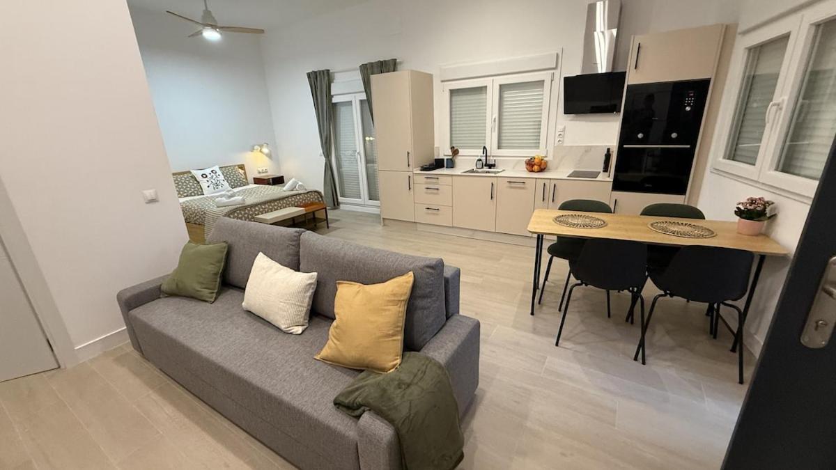 Modern Loft, 10 min Walk to Malaga Old Town - 4